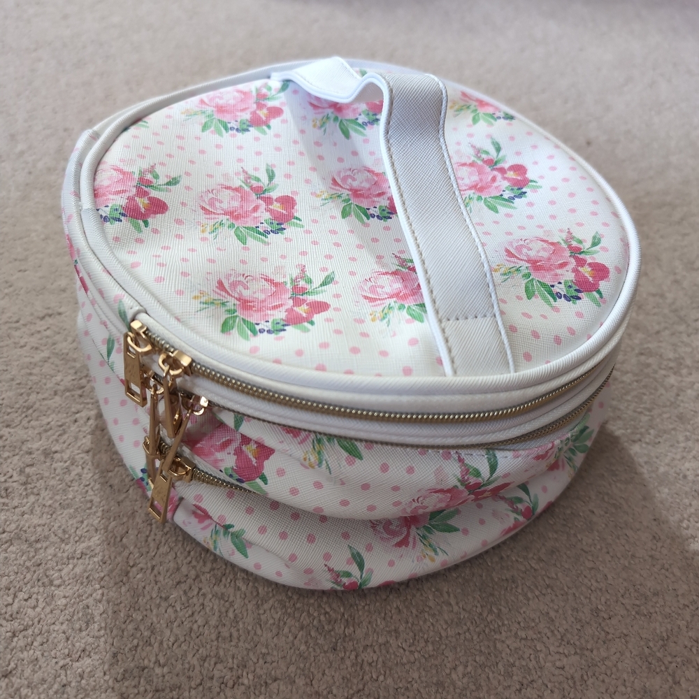 NWOT Under One Sky Floral Multi Storage Large Cosmetic Toiletry Case